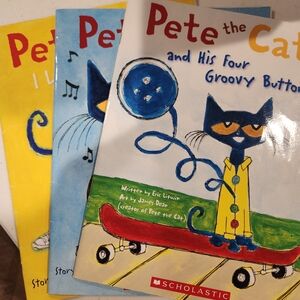 Scholastic Pete the Cat Book Set - Multicolor